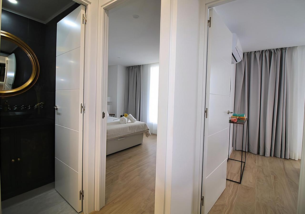 Incredible Penthouse With Jacuzzi In The Center, Unique In The Area Leilighet Barcelona Eksteriør bilde