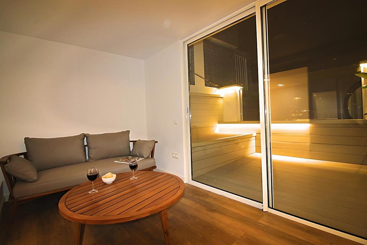 Incredible Penthouse With Jacuzzi In The Center, Unique In The Area Leilighet Barcelona Eksteriør bilde